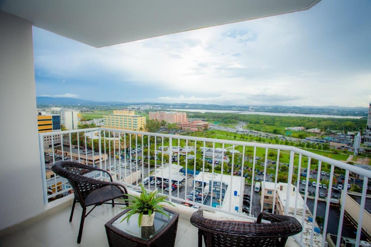 סן חואן 2Br Gem Ocean Front Building Isla Verde Beach מראה חיצוני תמונה