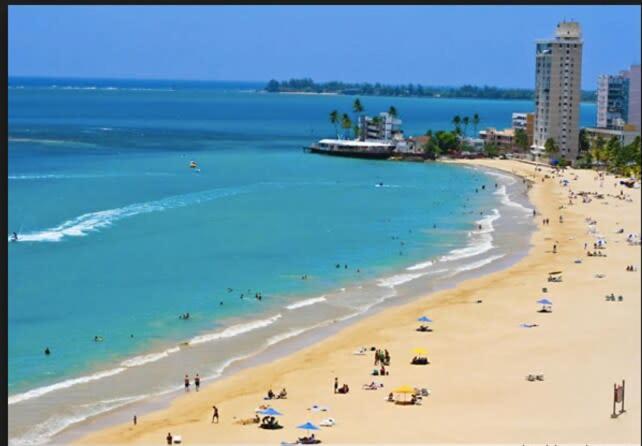 סן חואן 2Br Gem Ocean Front Building Isla Verde Beach מראה חיצוני תמונה